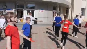 флешмоб под песню «Россия»