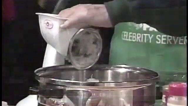 Christmas Casserole - Healthy Cooking with Jack Harris & Charles Knight смотреть онлайн