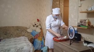 Уколы Папе и Стасу от странной ДОКТОРШИ!