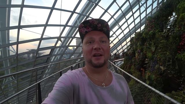 СИНГАПУР. ГОРОД-СКАЗКА? ГЛАВНЫЕ ТУРИСТИЧЕСКИЕ МЕСТА ГОРОДА. ОЧЕНЬ КРУТОЙ ПАРК! MARINA BAY SANDS смотреть онлайн