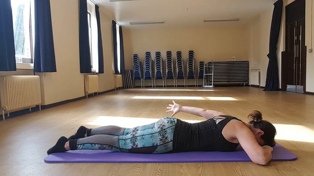 Vikki Davis Fitness - Fitness Pilates shoulder focus work part 2 смотреть онлайн