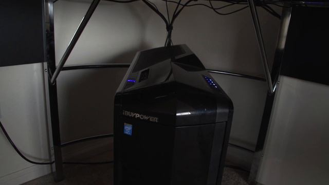 FaZe Meek - NEW 2014 Gaming/Editing Setup! смотреть онлайн