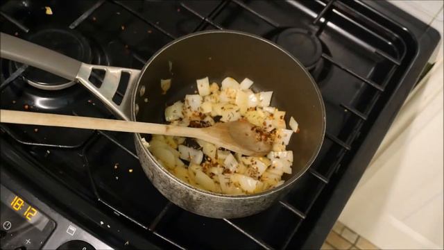 Aubergine Curry смотреть онлайн