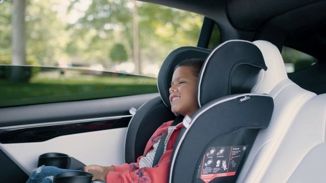 Evenflo автокрісло EveryKid LX смотреть онлайн