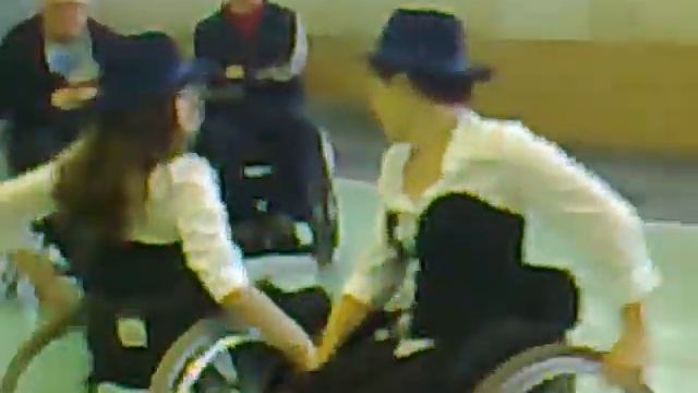 Инвалиды танцуют.mp4 смотреть онлайн