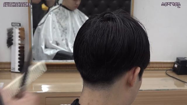 Men's Haircut(Half two block cut Tutorials) смотреть онлайн