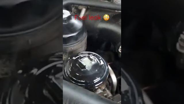 FORD EXCURSION SQUIRTING DIESEL FUEL out of the engine after picking it up from the DEALERSHIP ? смотреть онлайн