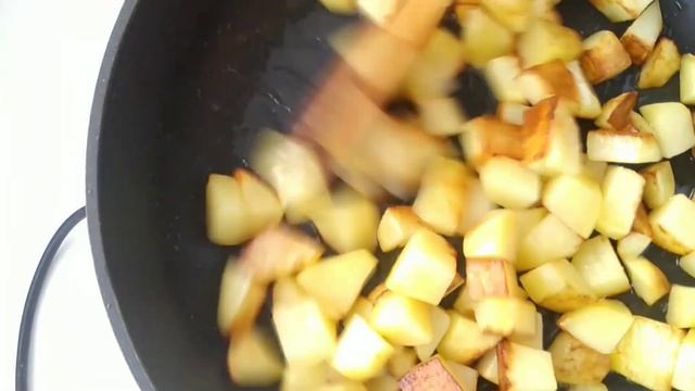 ЖАРКОЕ С МЯСОМ В ГОРШОЧКАХ ПО ДОМАШНЕМУ /ЖАРКОЕ СО СВИНИНОЙ В ДУХОВКЕ. смотреть онлайн