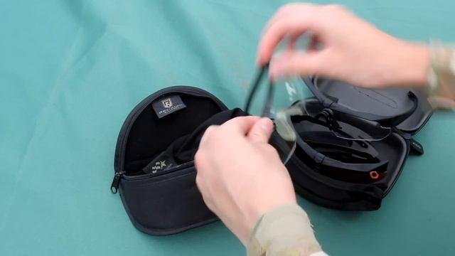 Обзор-сравнение очков ESS Crossbow (Supressor) и Revision Sawfly