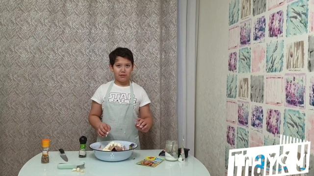 Как приготовить курицу в чесночно майонезом соусе с пюре