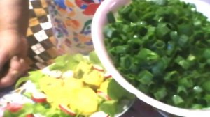 ресторанная подача пельменей...