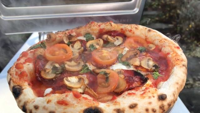 How To Cook a Roccbox Pizza Oven Chorizo Pizza! смотреть онлайн