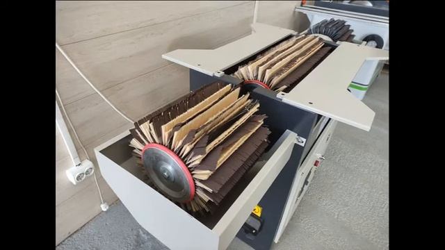 Щеточно-шлифовальный станок DELTAMACHINERY DM-S3-3 смотреть онлайн