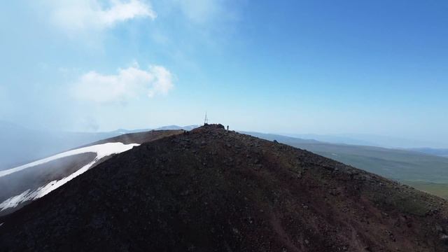 MTB Tour Sevaberd - Azhdahak Mountain - Yerevan, Armenia смотреть онлайн