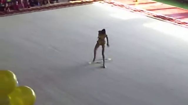 Юля Беспятова. Обруч.AVI смотреть онлайн