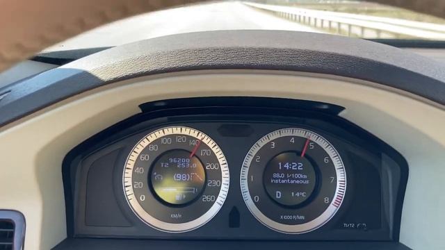 2010 Volvo S80 V8 AWD 0-100 80-180 0-200 acceleration смотреть онлайн