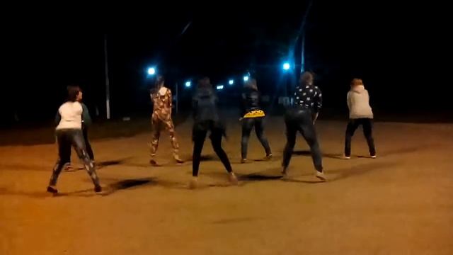 Дикие зажигательные танцы)) смотреть онлайн