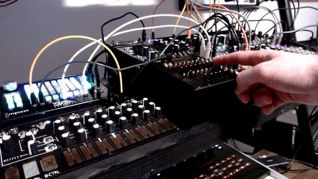 Jamuary 03 - Major/Minor смотреть онлайн