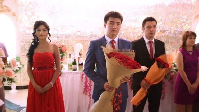 Напутствие матери своей дочери на казахском и русском языках. Смотреть до конца. смотреть онлайн