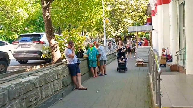 Лазаревское Сочи сегодня - прогулка по городу , Очень Жарко ☀ начало августа 2022 смотреть онлайн