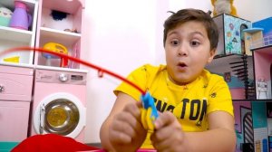 Аминка и Камиль купают ЛЮБИМОГО ЩЕНКА