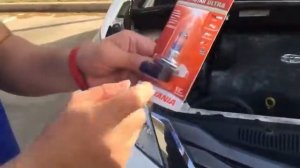 КАК ПОМЕНЯТЬ ЛАМПОЧКИ В США. ТОЙОТА СИЕННА