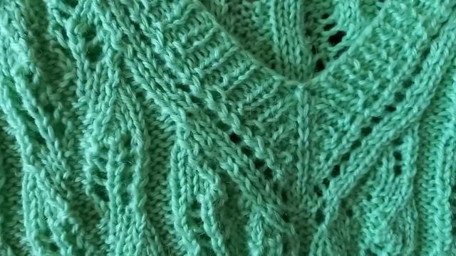 АЖУРНЫЙ ЖИЛЕТ СПИЦАМИ смотреть онлайн