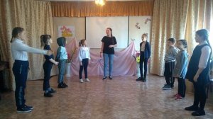 Занятие в театральной студии