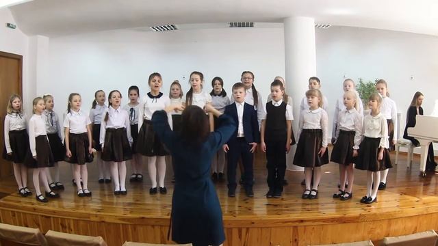 Хор 2-3 классов "Хрустальный колокольчик" МДШИ №5 смотреть онлайн
