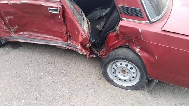 Ваз 2107 после ДТП ЖЕСТЬ!!! ОБЗОР ЦЕЛЫХ ЗАПЧАСТЕЙ!!! смотреть онлайн