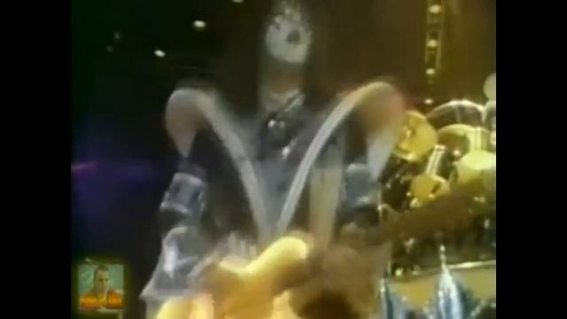 Видеовопрос 1 КВИЗ смотреть онлайн