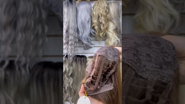 Парик, русый - блонд, омбре с челкой, локоны средняя длина смотреть онлайн