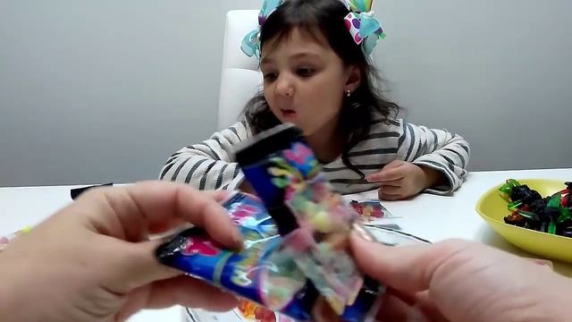 Желейки Тролли большой мультимикс Gummi zone смотреть онлайн