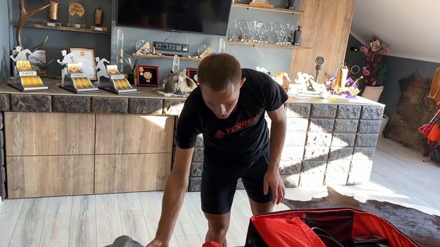 Что берут на сборы спортсмены | Дмитрий Митяев | Трейлраннинг | Dmitry Mityaev adidas Terrex смотреть онлайн