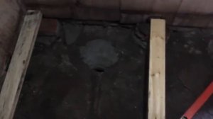 Меняю лаги и полы в старой бане на даче, делаю сам, сам себе мастер