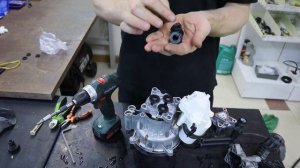 Замена КЗЧ помпы на мойке Керхер К5. Устранение дребезжания рукоятки