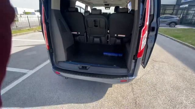 Ford Tourneo Custom Titanium Passo Corto - NUOVA смотреть онлайн