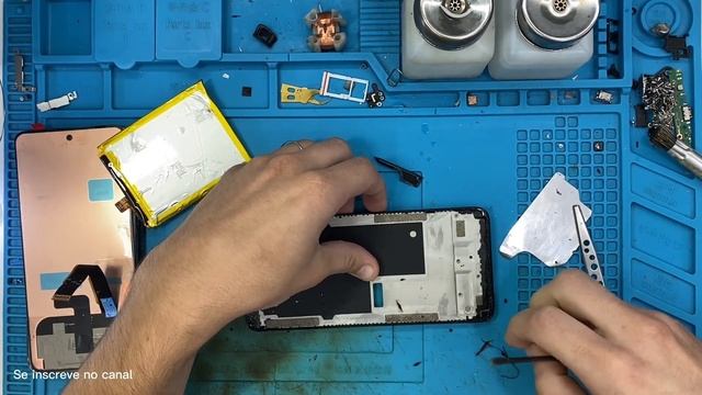 TROCA DE TELA MOTO G52 - XT2221 // Moto G52 screen replacement смотреть онлайн