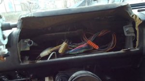 Снимаю торпеду на Ниве 21214, новый руль.