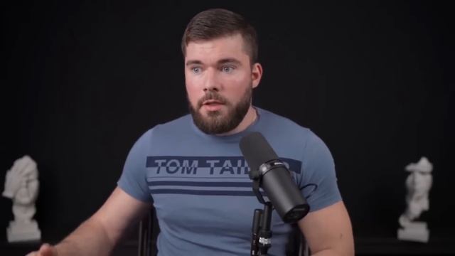 Как ВЕРНУТЬ ИНТЕРЕС девушке к себе? смотреть онлайн