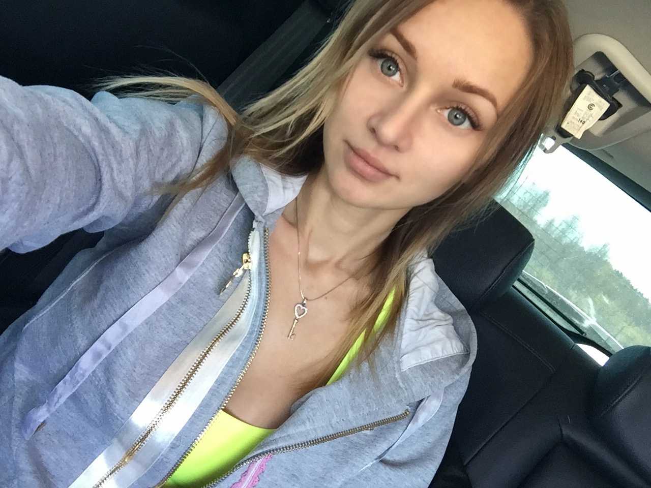 Великолепные Valenti Vitell и Yulia Bb смотреть онлайн