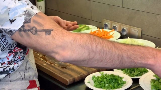 Роллы с креветками по-вьетнамски на 8 марта ? ? смотреть онлайн