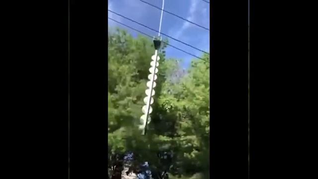 удаление деревьев и подрезка веток на вертолете смотреть онлайн