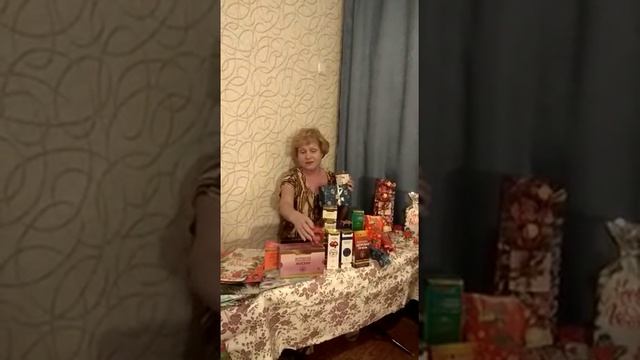 Директор ДЦ Цимлянск Биозан Татьяна Раздьяконова дарит шикарные #новогодниеподарки смотреть онлайн