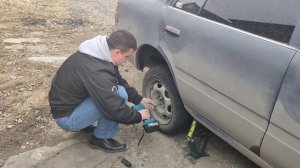 На что способен китайский гайковёрт?