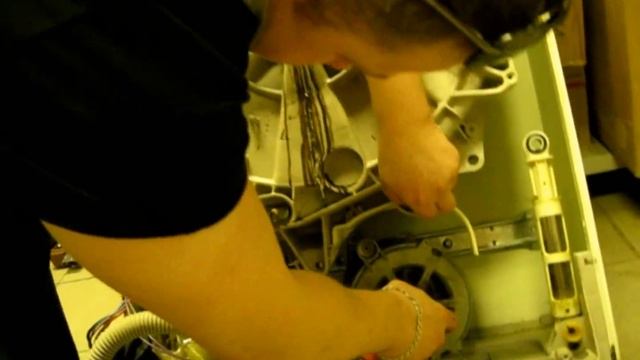 Замена подшипников в стиральной машине Zanussi, Занусси