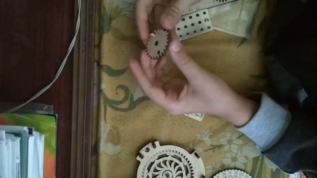 Навигатор ДАТ ДО 2044 ГОДА ИЗ ДЕРЕВА от UGEARS смотреть онлайн