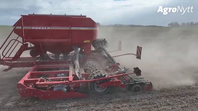 Lemken Karat 9/500 KUA og HORSCH Pronto 6 DC | Hans Kristian Bjering Granaas смотреть онлайн