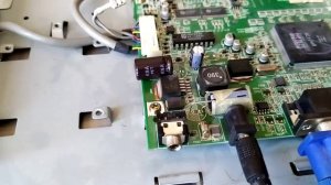 Монитор стал самопроизвольно включаться и выключаться , ремонтирую сам.