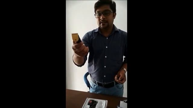 Unboxing Nova Trimmer (100% washable Head) смотреть онлайн